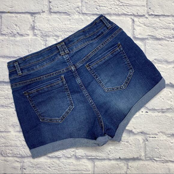 Blue Spice Jean Shorts - Picture 5 of 5